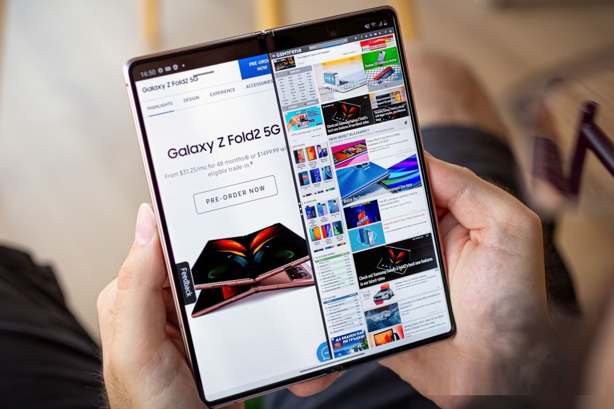 Samsung Galaxy Z Fold 2