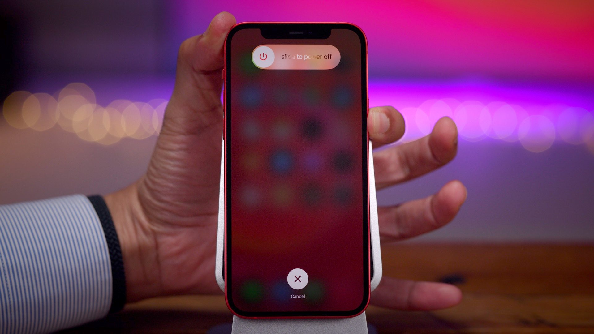 ریست کردن آیفون ۱۲ ؛ حلال بسیاری از مشکلات